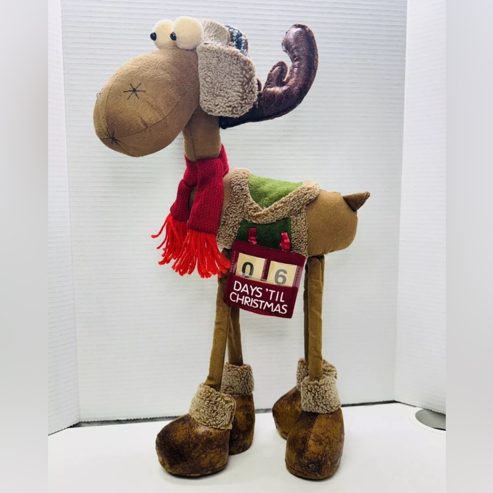 RAZ Imports – 17″ Moose Christmas Display Piece or Christmas Tree Ornament